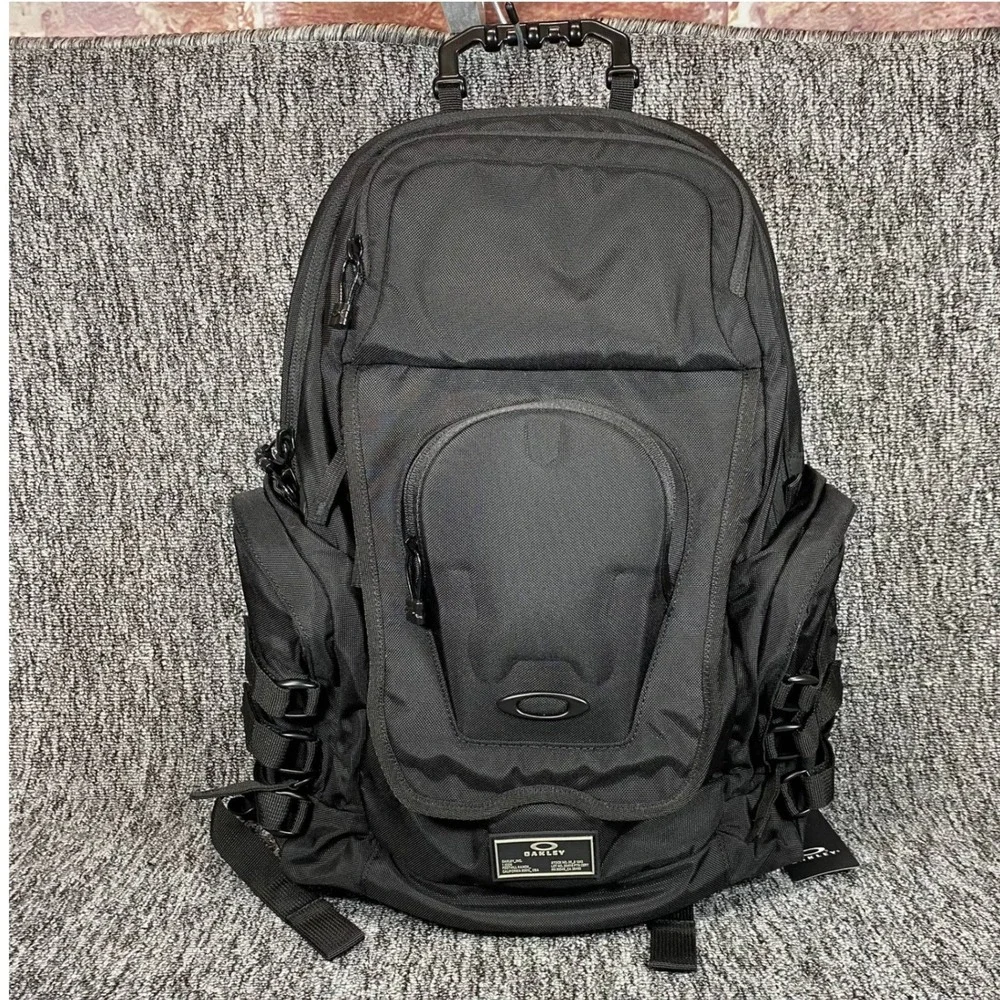 Oakley VSL Icon Backpack Blackout FOS901774 NWT Laptop Tactical Travel Bag 150